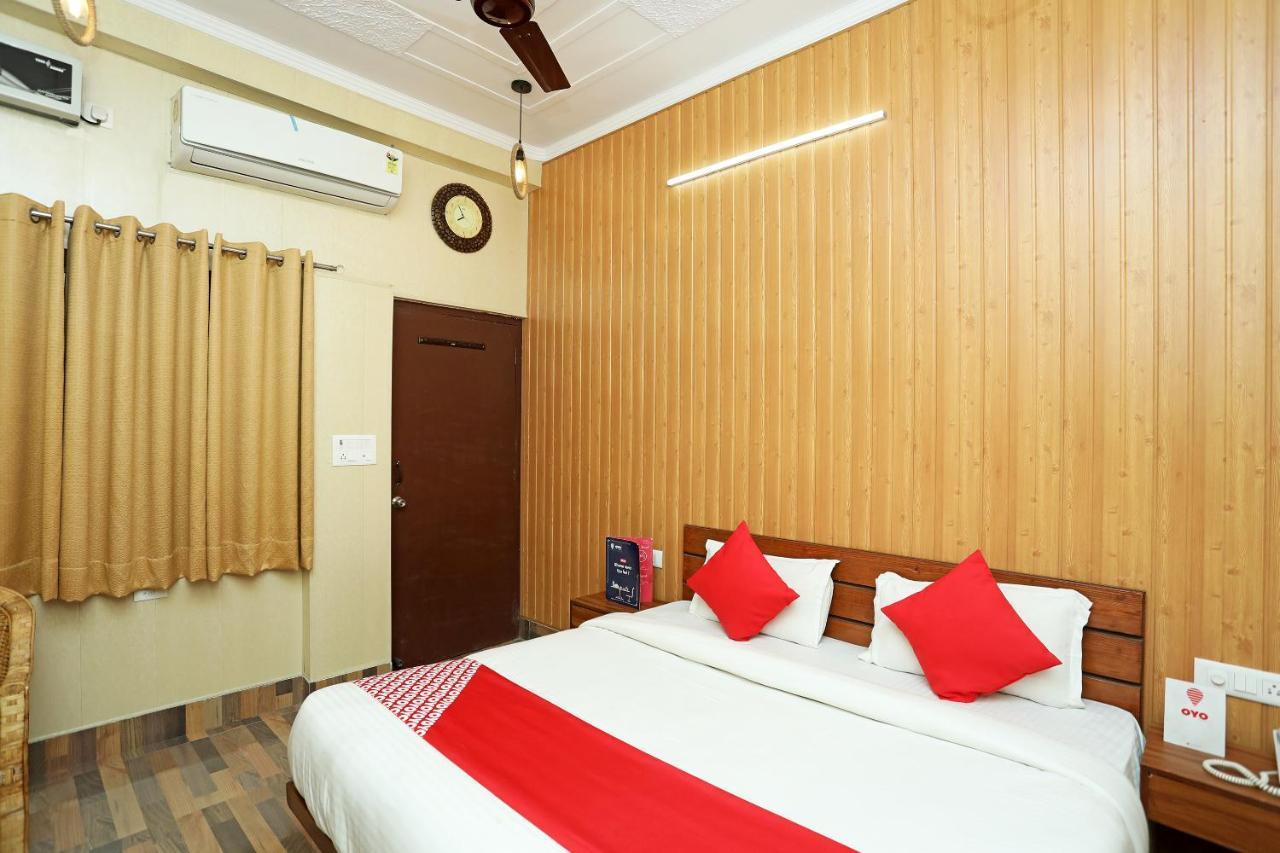 Hotel Saptrishi Rishikesh Bagian luar foto