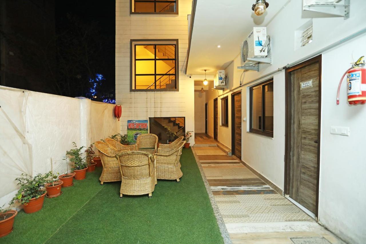 Hotel Saptrishi Rishikesh Bagian luar foto